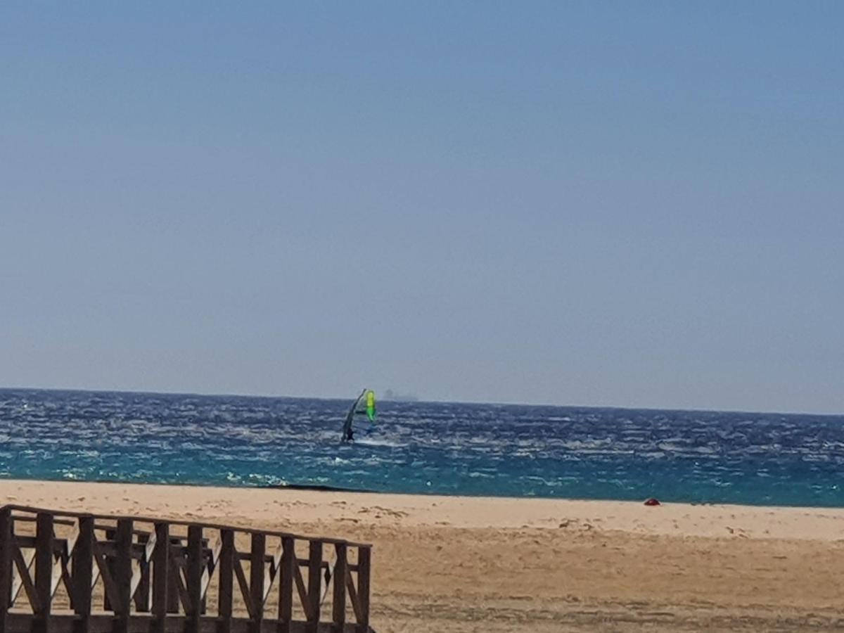 La Tortuga I, Encantador Apartamento Con Garaje En Primera Linea De Playa Tarifa Exterior photo